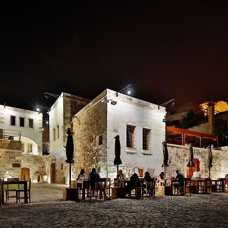 Millstone Cave Suites Hotel Üchisar Bagian luar foto