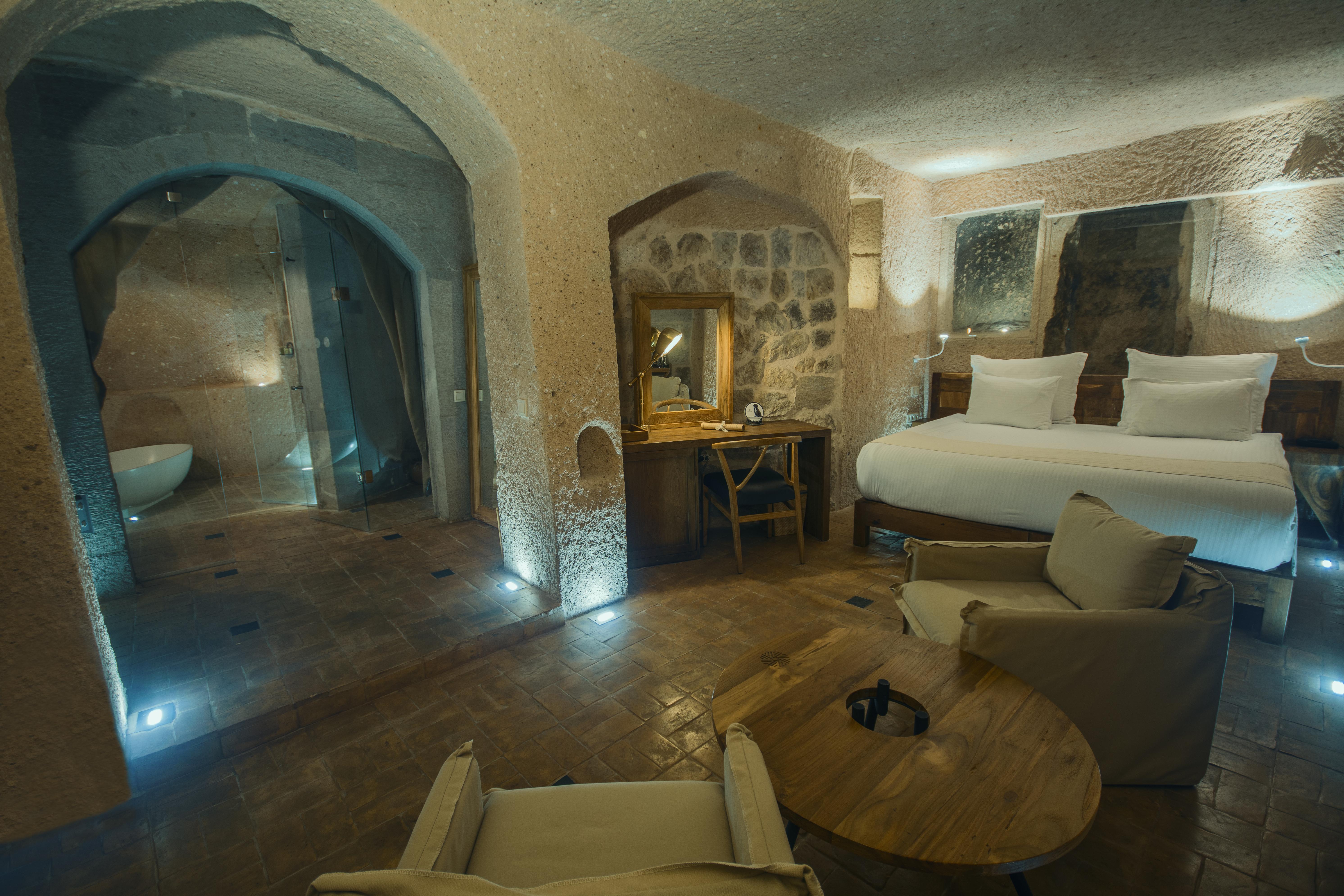 Millstone Cave Suites Hotel Üchisar Bagian luar foto