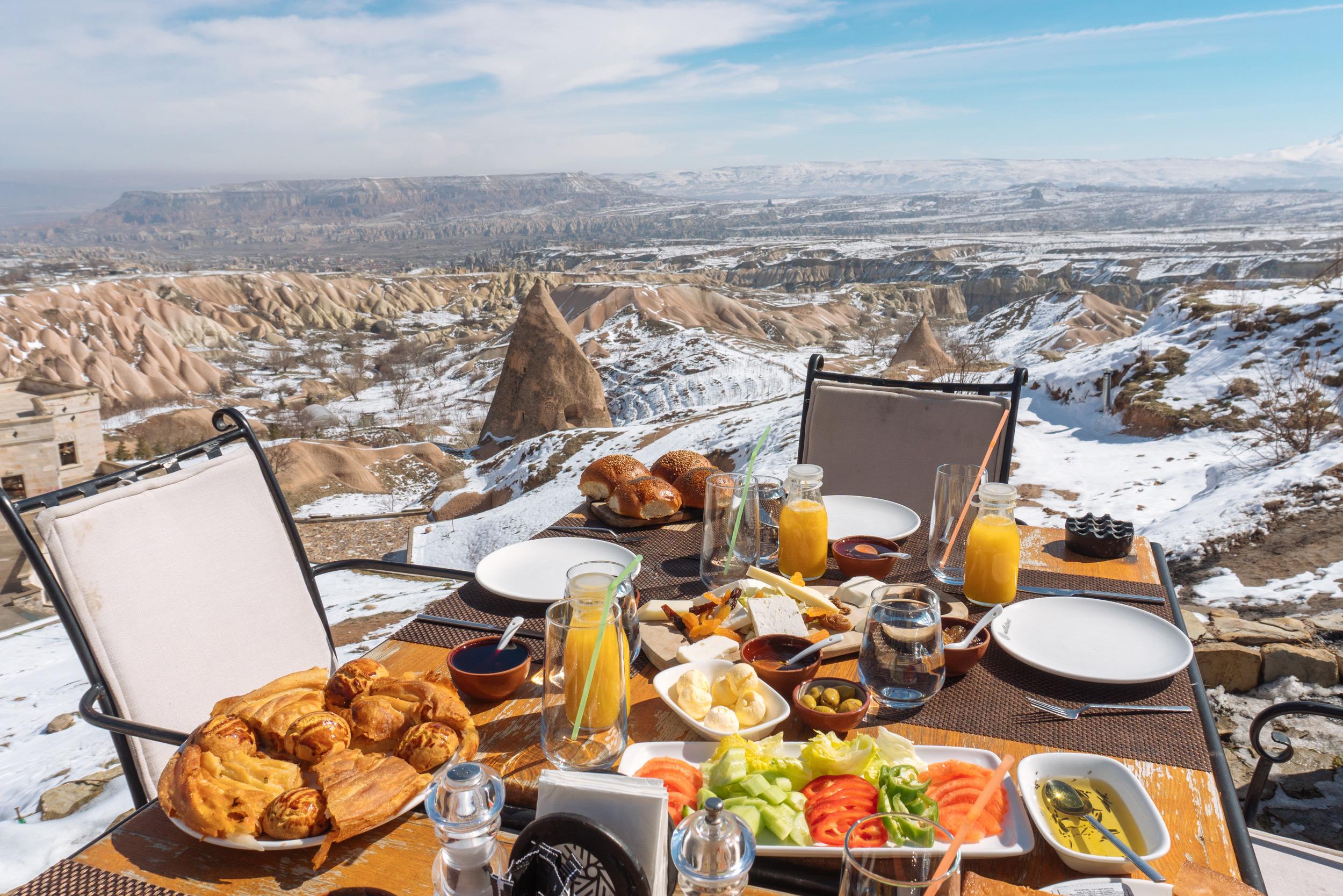 Millstone Cave Suites Hotel Üchisar Bagian luar foto