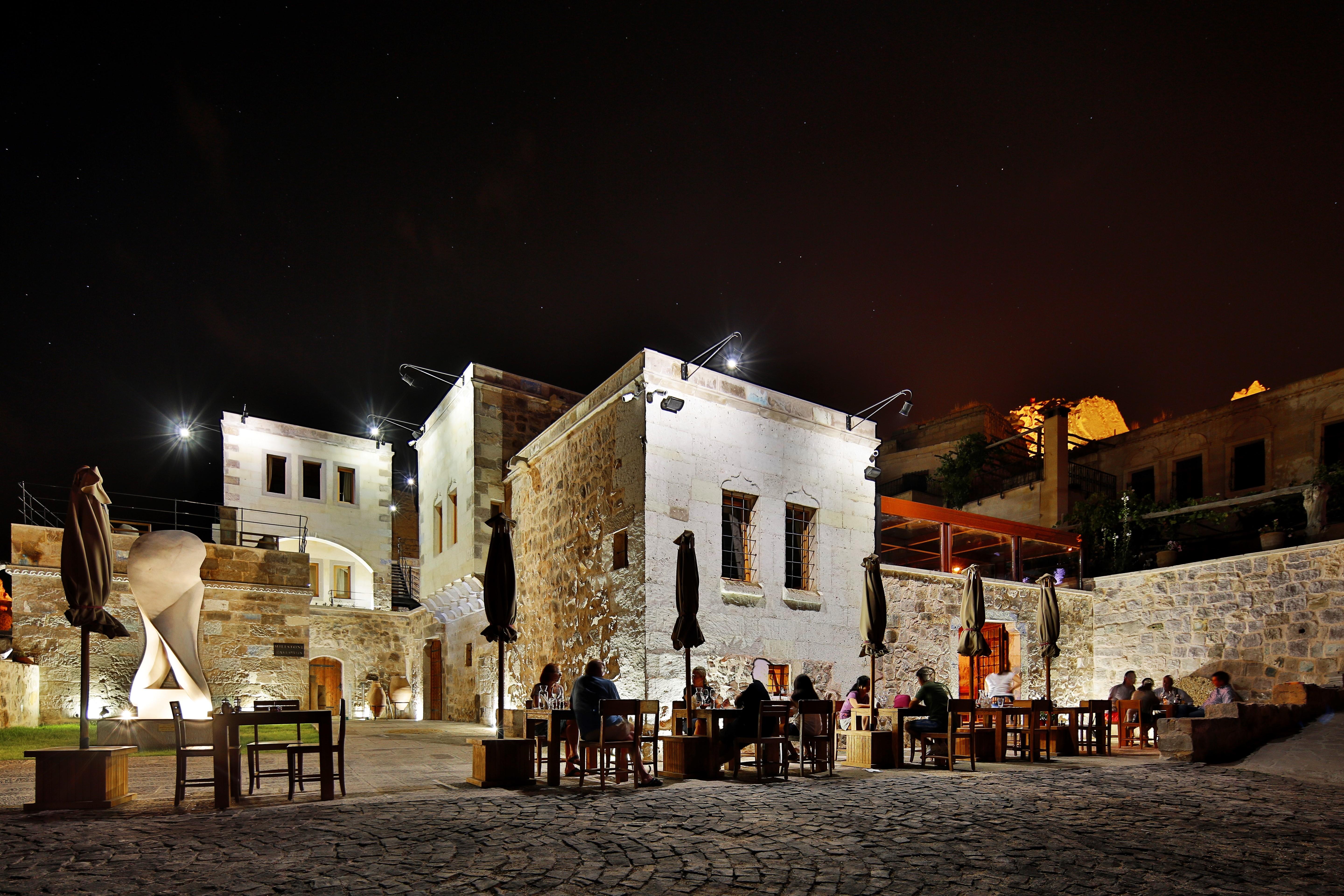 Millstone Cave Suites Hotel Üchisar Bagian luar foto