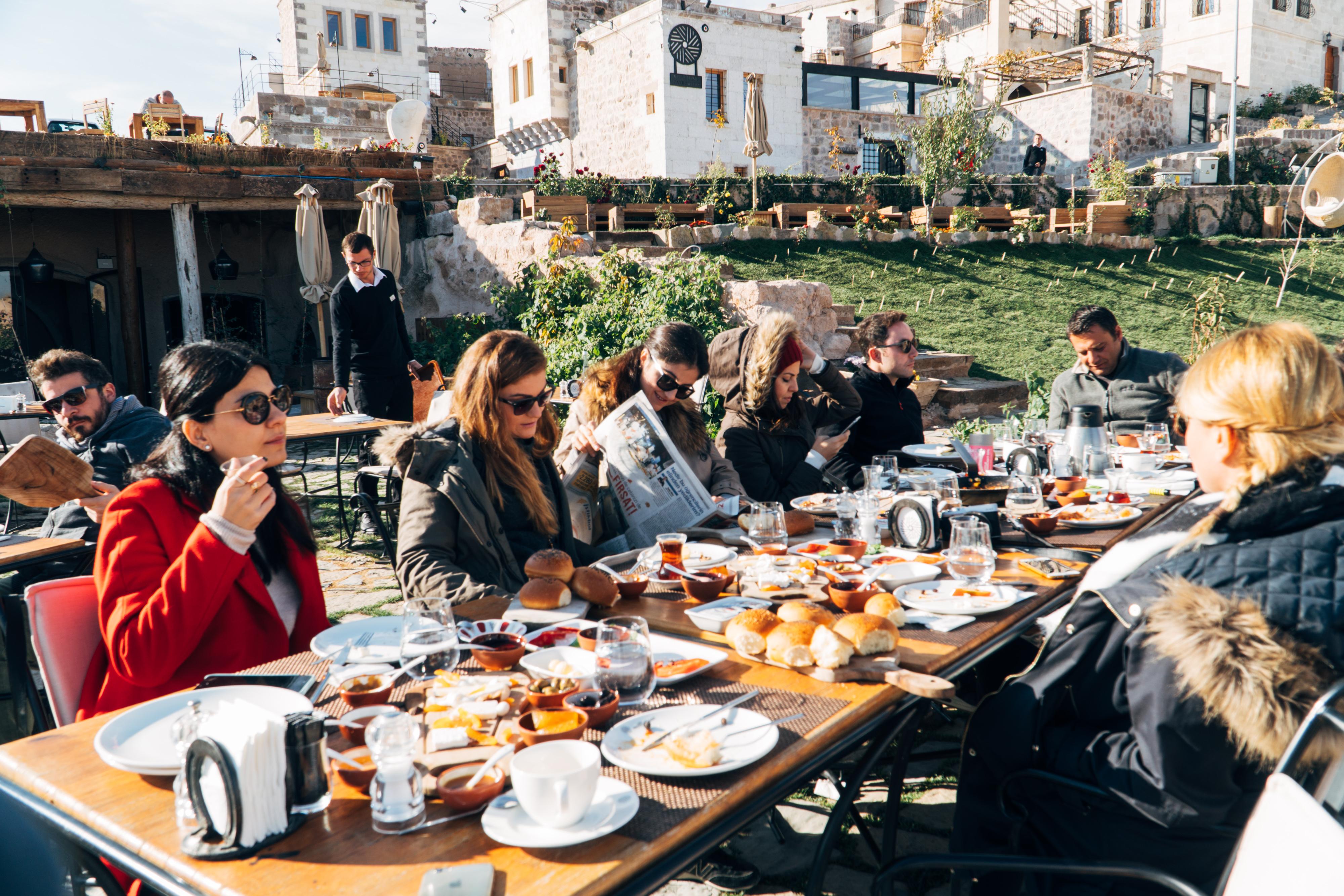 Millstone Cave Suites Hotel Üchisar Bagian luar foto
