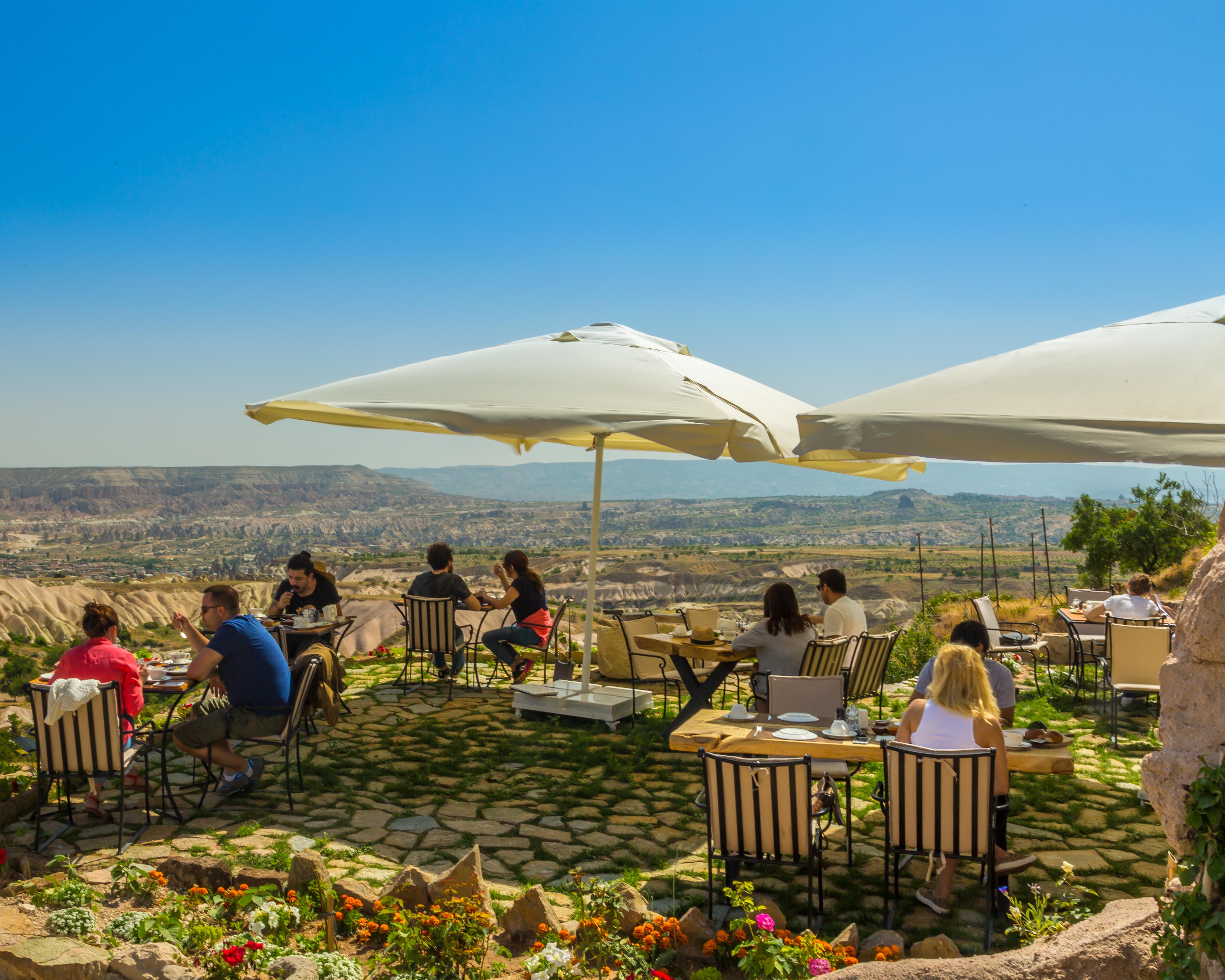 Millstone Cave Suites Hotel Üchisar Bagian luar foto