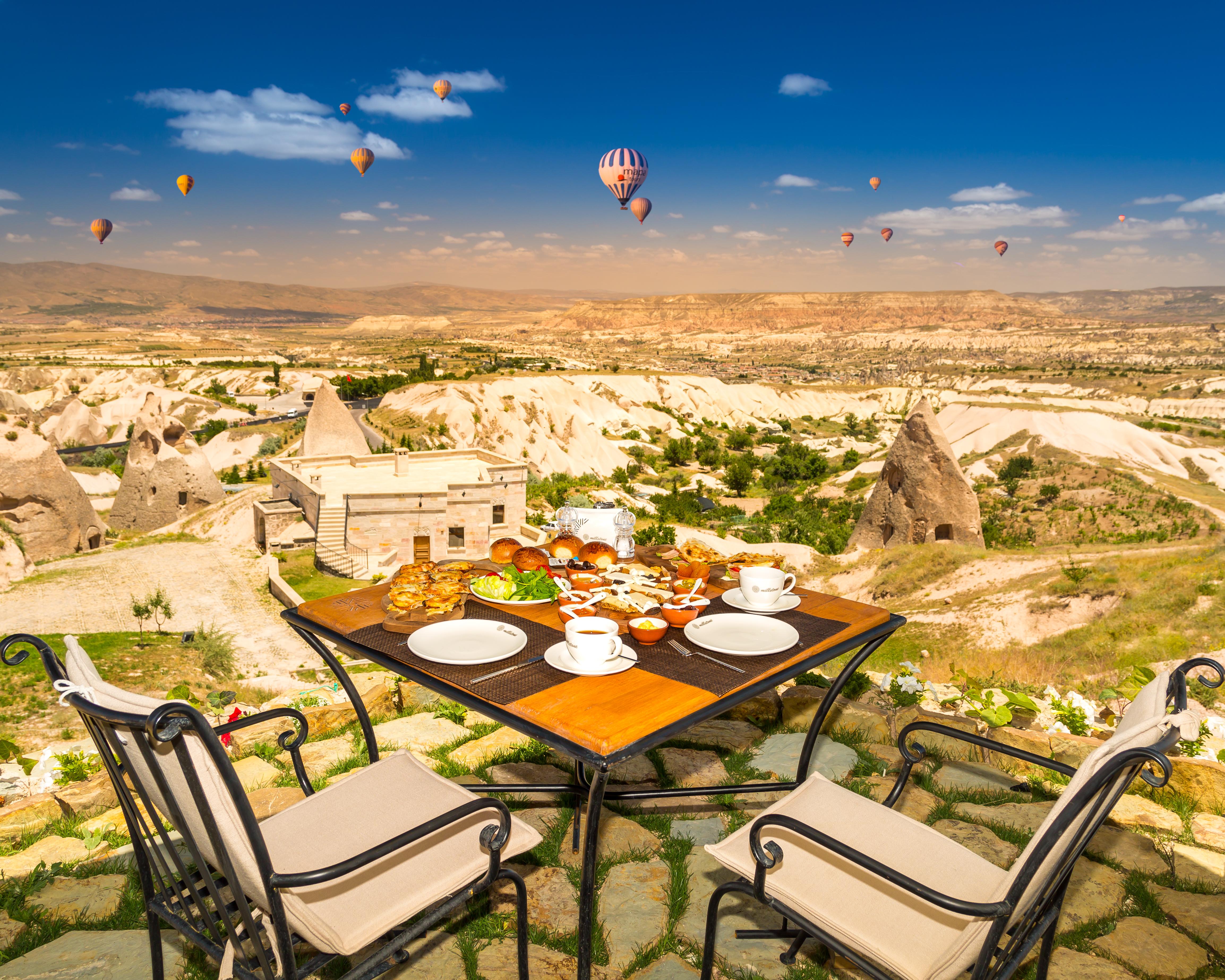 Millstone Cave Suites Hotel Üchisar Bagian luar foto