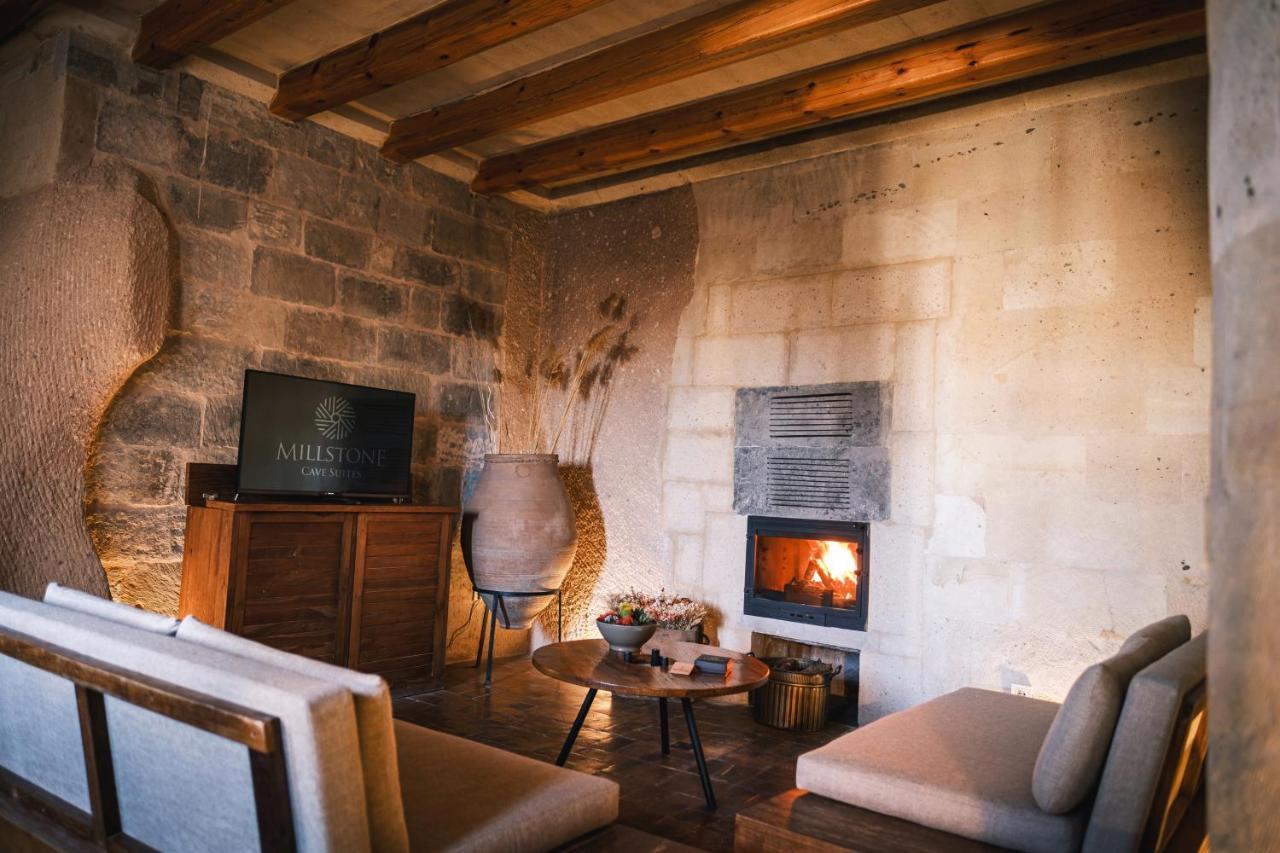 Millstone Cave Suites Hotel Üchisar Bagian luar foto